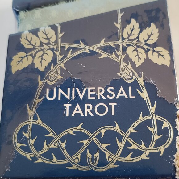 Universal Tarot Premium, lo Scarabeo, Roberto de Angelis Out of Print 2020 - Picture 7 of 14